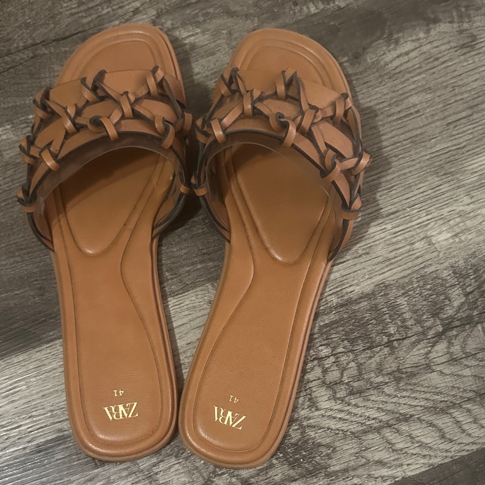 Zara Women's Brown Woven Slide Sandals